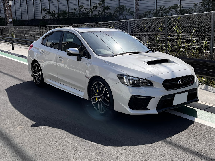 WRX STIの排気管メンテナンスに関するカスタム事例の投稿画像1枚目