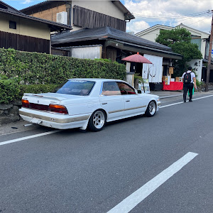 ローレル SC33