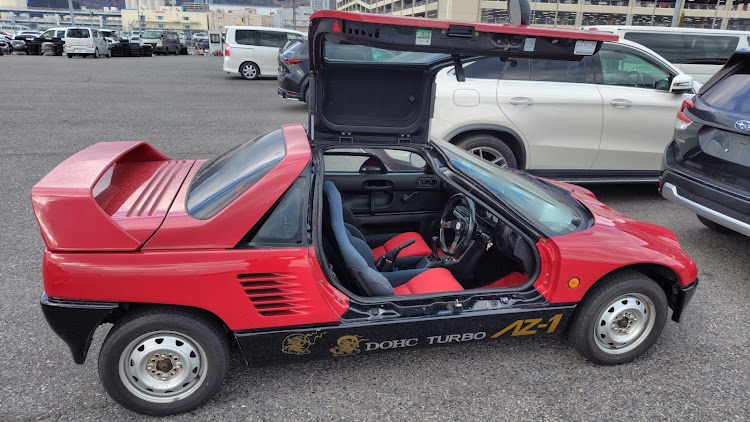 TUBESTさんが投稿したAZ1・ガルウイング・マツダ・スポーツカー・名車に関するカスタム事例の投稿画像2枚目