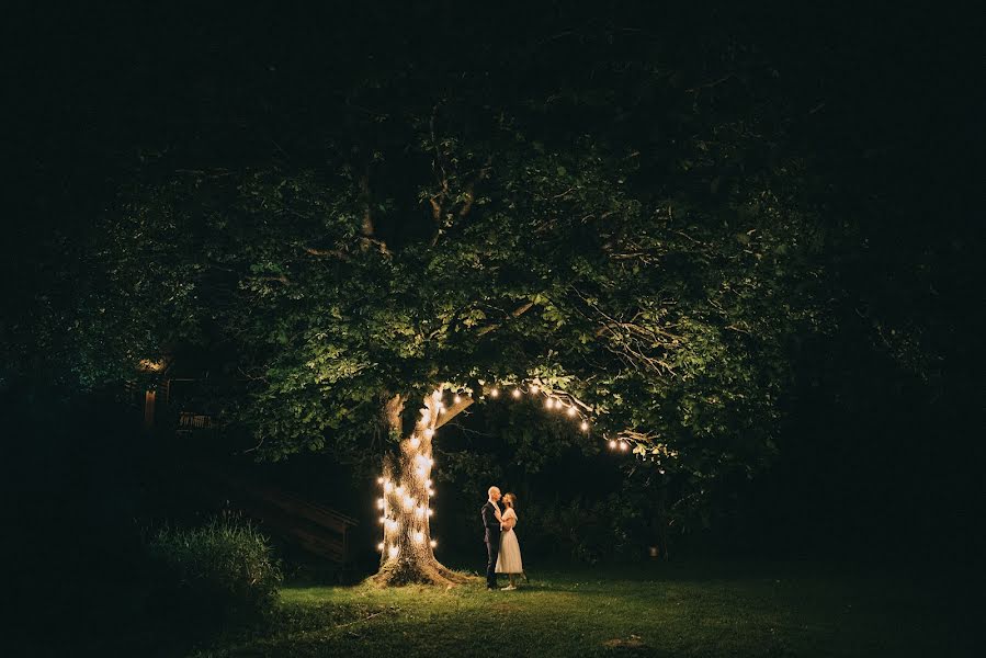 Fotograful de nuntă Olya Kobruseva (leeloothefirst). Fotografia din 31 iulie 2017