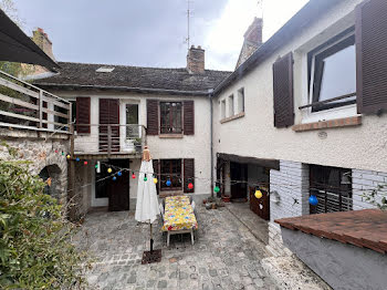 maison à Saint-cheron (91)