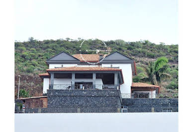 House with pool and terrace 5