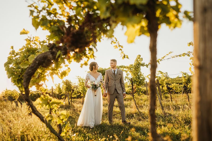 Fotografo di matrimoni Dávid Bártfay (davidbartfay). Foto del 16 ottobre 2023