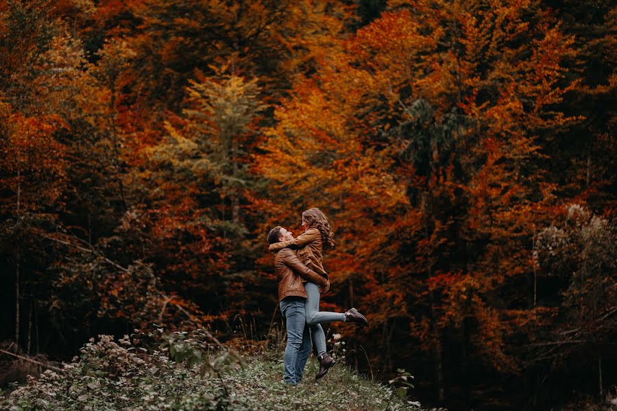 Fotografo di matrimoni Gábor Eszterle (eskuvoifotosom). Foto del 21 ottobre 2019