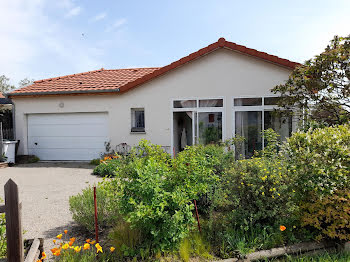 villa à Renaison (42)