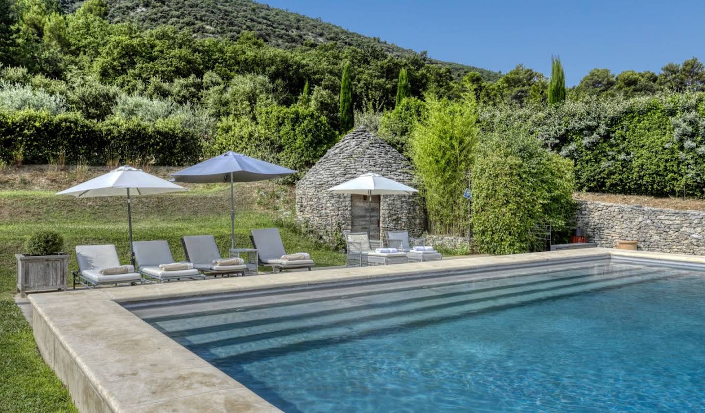 House with pool and terrace Bonnieux