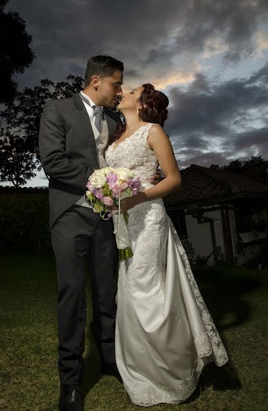 Fotógrafo de casamento Gustavo Pacheco Ibarra (gustavo618490). Foto de 14 de julho 2022