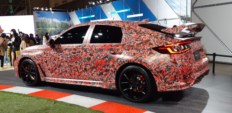 スカイラインの東京オートサロン2022・幕張メッセ・新型Ｚ日本仕様発表・シビックtypeR・トヨタGT3コンセプトに関するカスタム事例の投稿画像19枚目