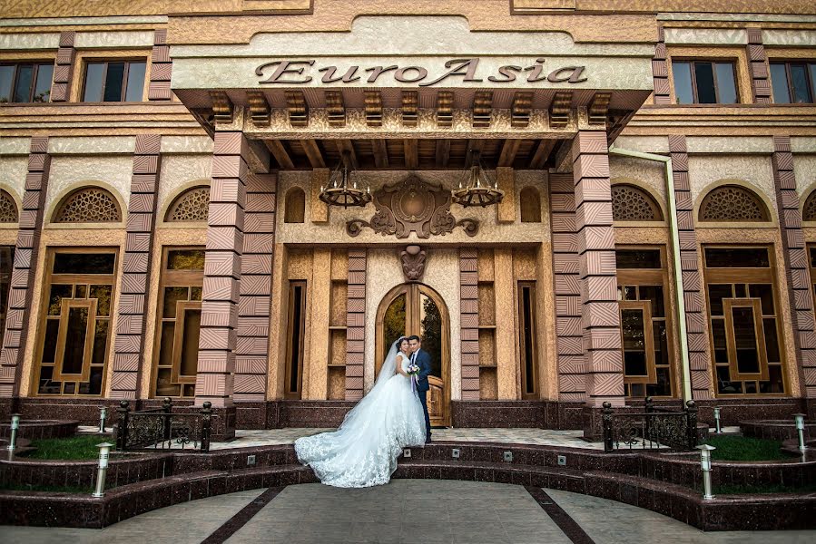 Fotógrafo de bodas Aziz Khalikov (azizkhalikov). Foto del 6 de octubre 2017