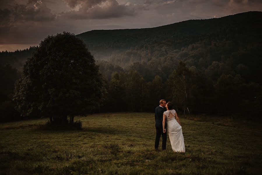 Wedding photographer Klaudia Amanowicz (wgrudniupopoludn). Photo of 12 September 2019