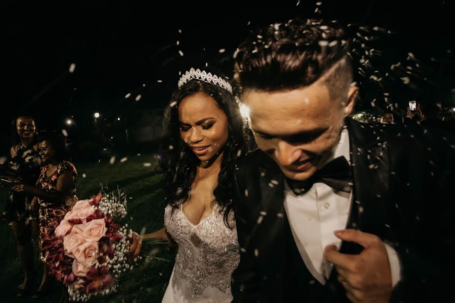 Fotógrafo de casamento Wallysson Ferrari (wallyssonferrar). Foto de 25 de maio 2019