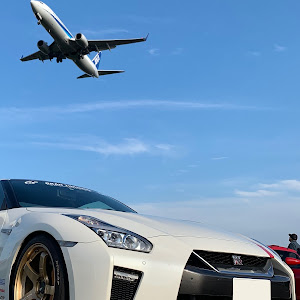 NISSAN GT-R R35