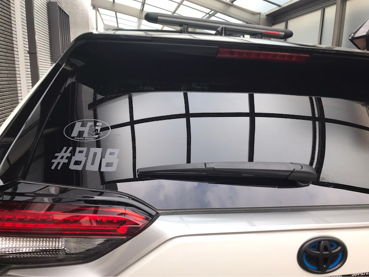 RAV4のシックスセンスハイマントレッドカバー・皆さんのを参考にに関するカスタム事例の投稿画像3枚目