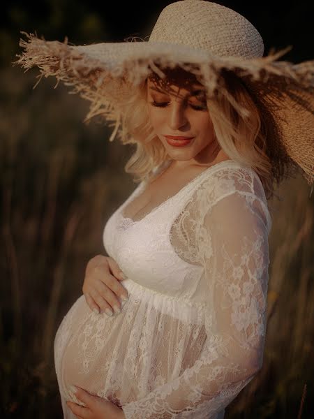 Fotógrafo de casamento Darya Ryzh (argentinada). Foto de 8 de novembro 2022