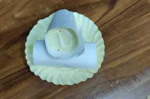 Vanilla Butter Roll [1 Piece]