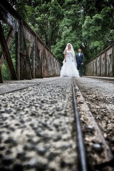 Wedding photographer Ronan Lanoë (jardindimages). Photo of 14 April 2019