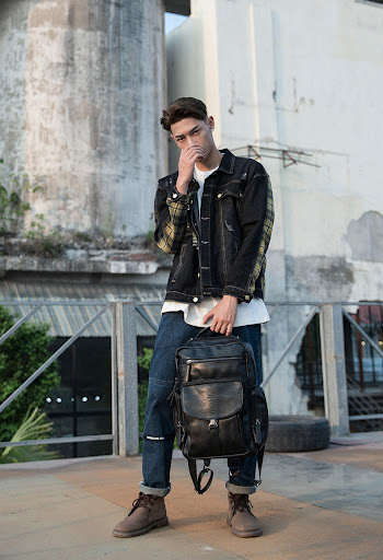 Title 1, Casual Cowhide Leather Backpack for Men, Large ...