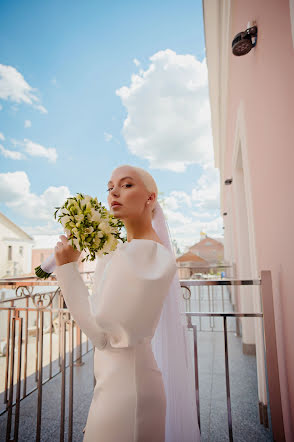 Jurufoto perkahwinan Dmitriy Sapozhnikov (sapojnikov). Foto pada 31 Disember 2022