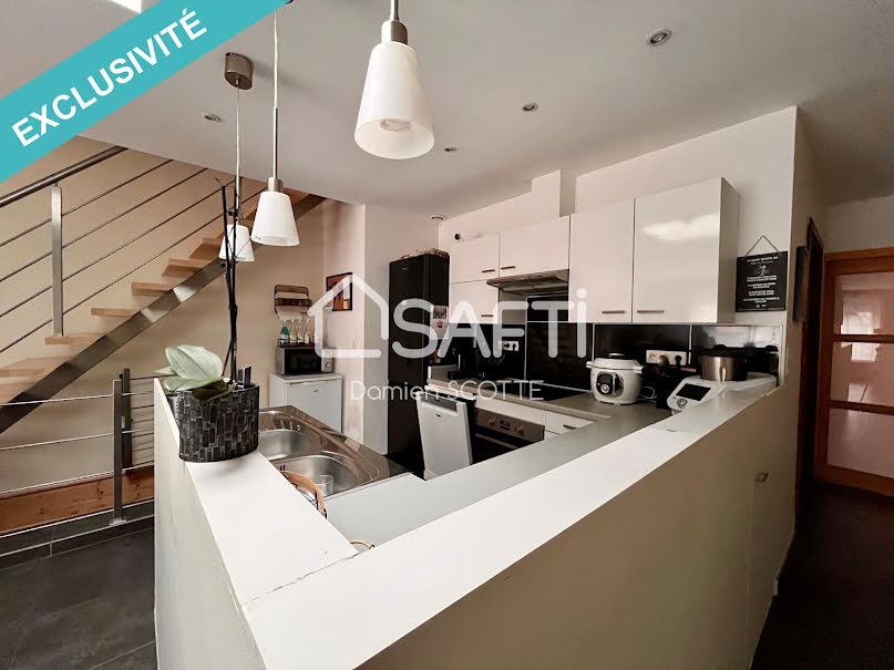 Vente maison 4 pièces 122 m² à Halluin (59250), 232 000 €