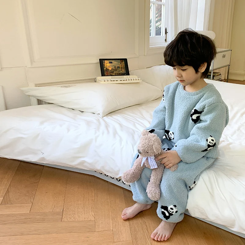 Comfortabel Katoenen Fluweel Schattig Cartoon Homewear Pak. Geniet van zachtheid en warmte in dit ideale huispak, perfect voor ontspannen momenten.
