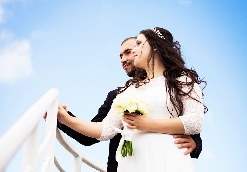 Fotografo di matrimoni Tatyana Finogenova (tatafinn). Foto del 6 dicembre 2017