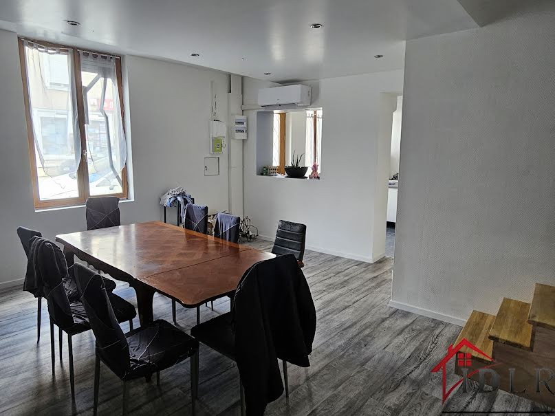 Vente maison 7 pièces 165 m² à Wassy (52130), 85 000 €