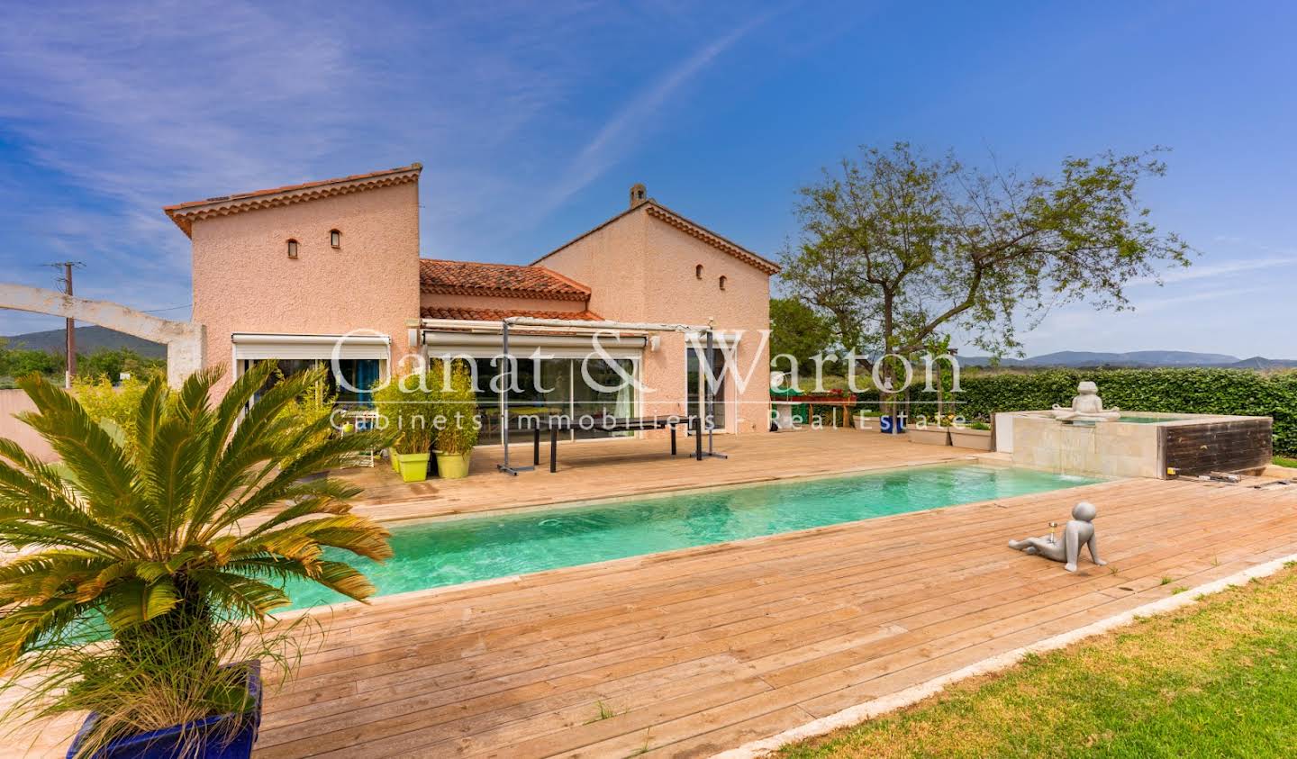 Villa with pool and terrace Hyeres