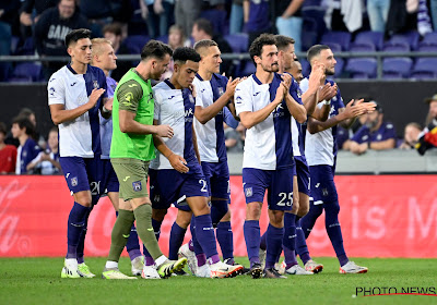 Vraagtekens bij speler van Anderlecht blijven: "Daar komt hij ook niet aan"