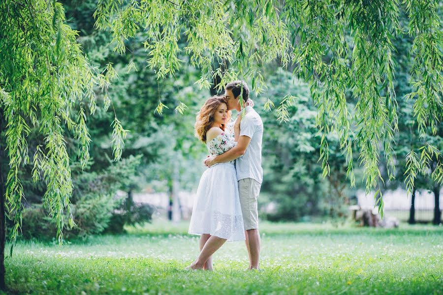 結婚式の写真家Natalya Yakovleva (yan-foto)。2016 7月26日の写真