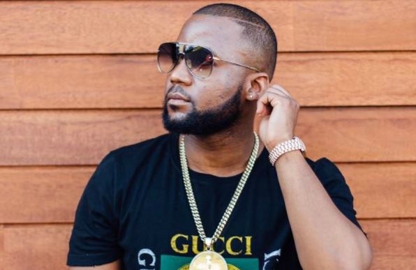 Cassper Nyovest is still looking for sponsors.