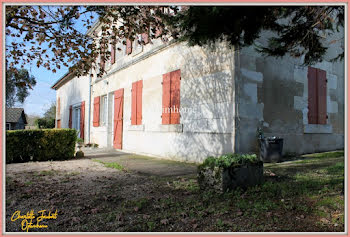 maison à Chalais (16)