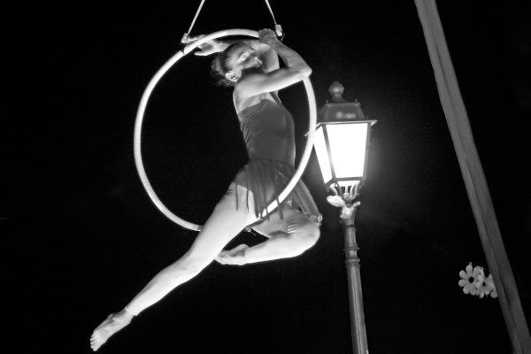 acrobazie in piazza di lorenzo_davighi