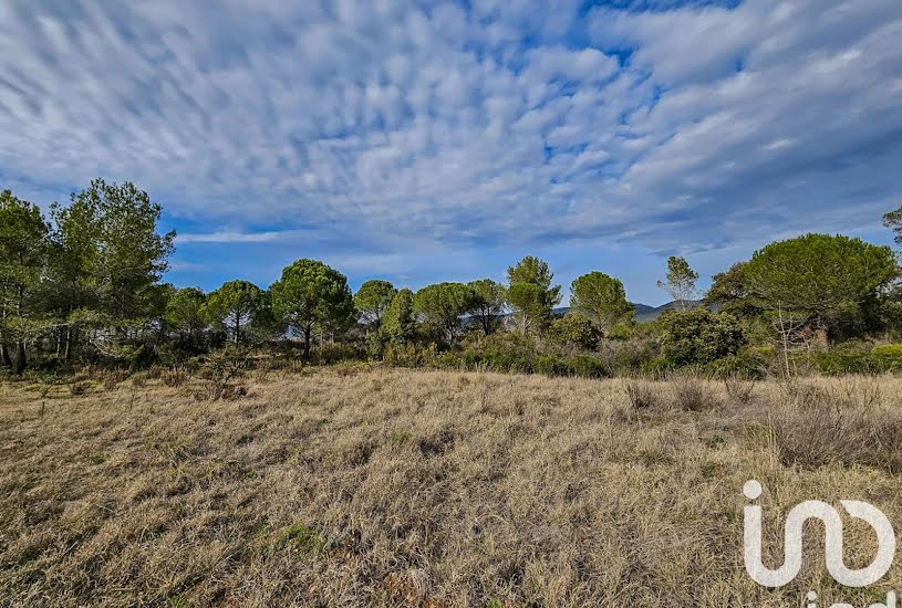  Vente Terrain agricole - 8 555m² à Puget-sur Argens (83480) 