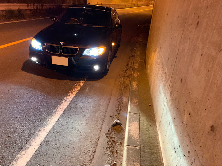 3シリーズ セダンのbmw・BMW3シリーズ・320i・E90に関するカスタム事例の投稿画像5枚目
