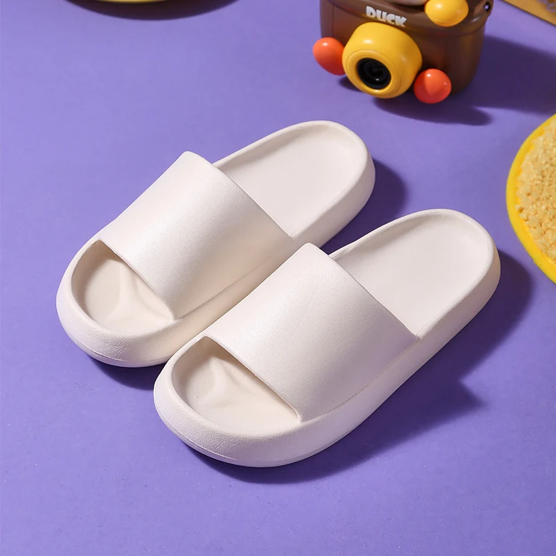 Pantoufles Femme Maison Semelle Épaisse Chaussons Doux Confortables Idéales pour la Détente à Domicile Design Ergonomique et Bien-Être Absolu