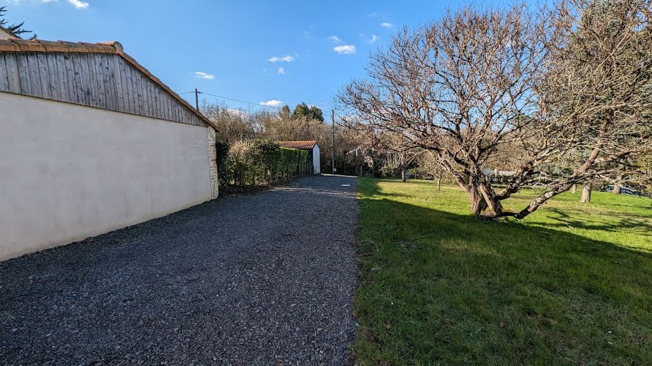 Vente terrain  1604 m² à Niort (79000), 95 000 €