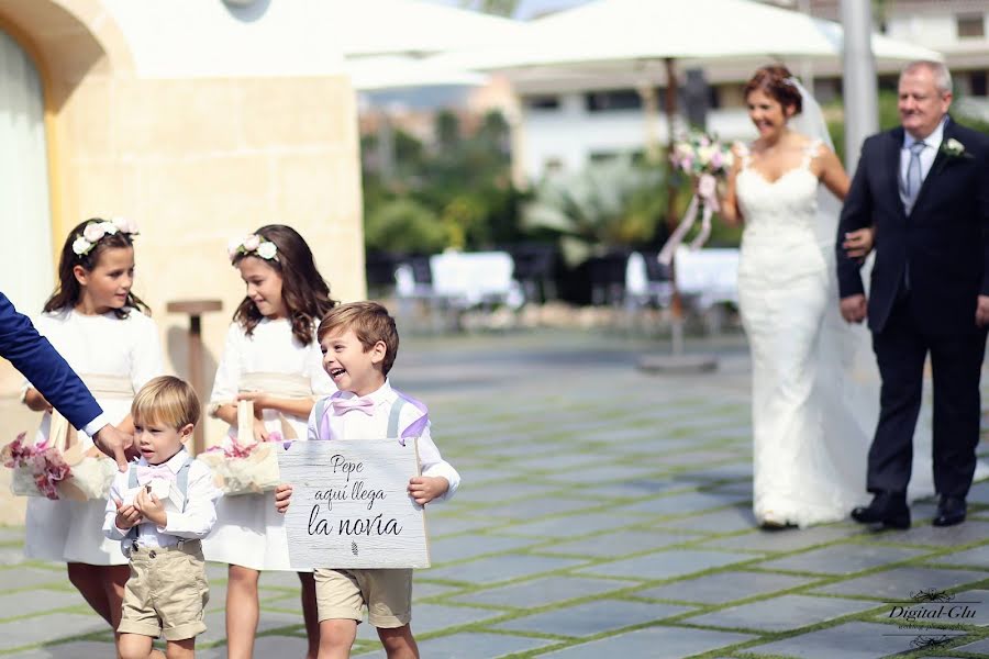 Photographe de mariage Carlos Serrano (digital-glu). Photo du 21 mai 2019