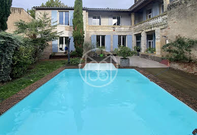 Property with pool and garden 20