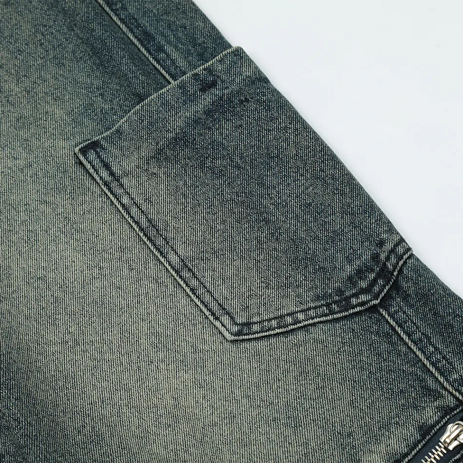 Herren Loose Casual Jeans mit mehreren Taschen und Reißverschluss-Nähten, bequemer Stil für Alltag und Freizeit.