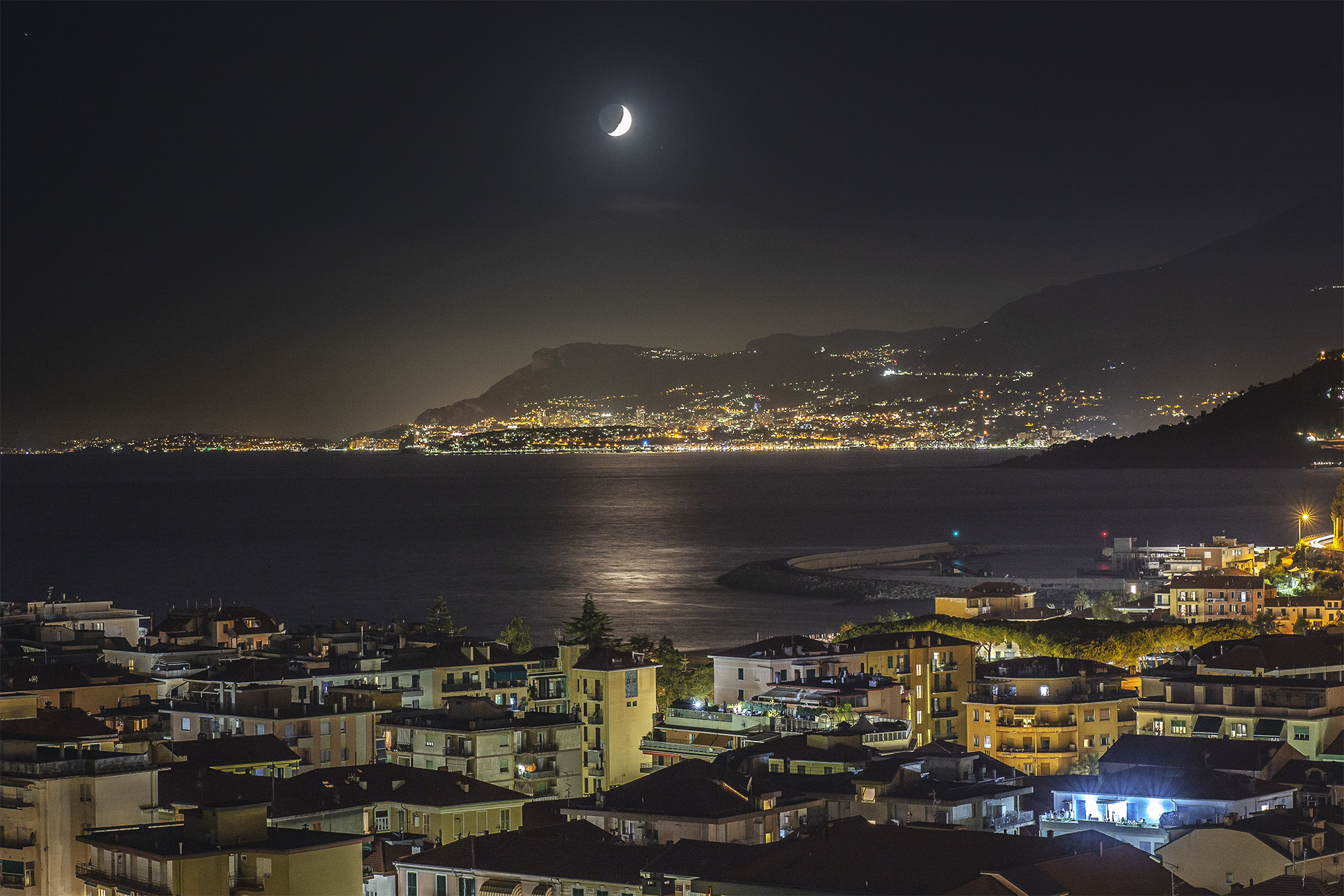 Monaco under the moon di Eduard