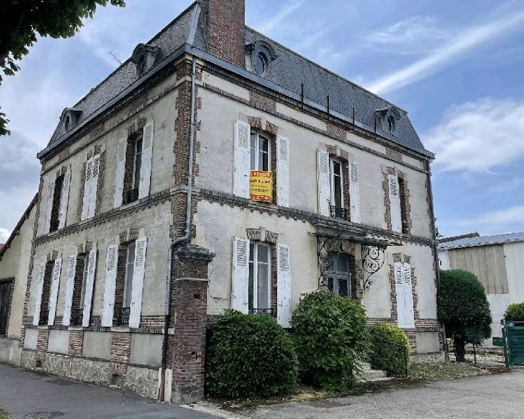 Vente maison   à Sézanne (51120), 117 000 €