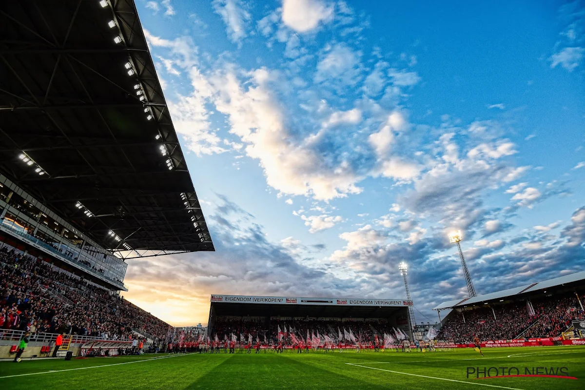 Antwerp - Mouscron et Malines - Anderlecht auront bien lieu : le football est autorisé en province d'Anvers !