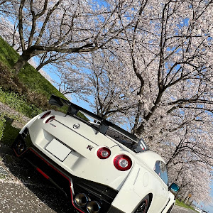 NISSAN GT-R R35