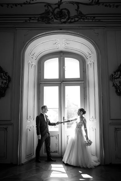 結婚式の写真家Lucie Jiroušková (luciejirouskova)。2023 8月20日の写真