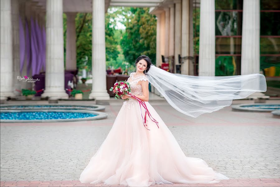 Wedding photographer Oleksandra Podgola (podgola). Photo of 14 September 2018