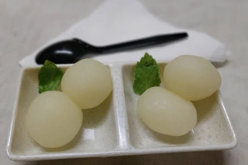 Desi Rasgulla [Large]