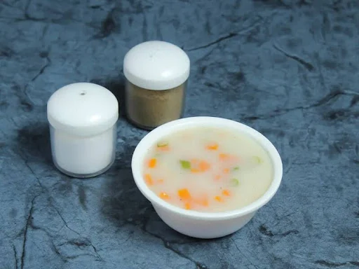 Veg Clear Soup [650 Ml]