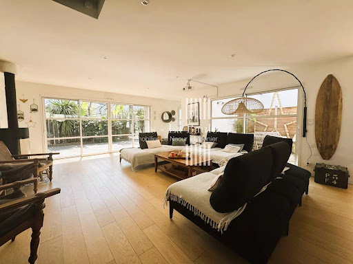 House 4