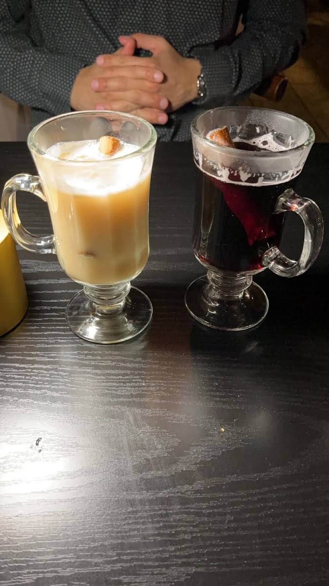 Mulled wine and eggnog