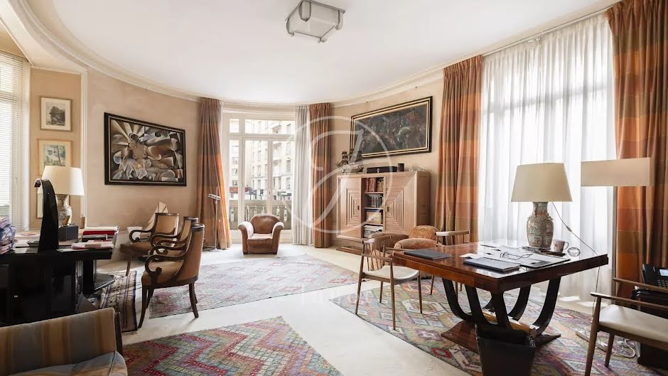 Vente appartement 7 pièces 337.75 m² à Paris 16ème (75016), 3 300 000 €